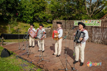 Hontianska paráda v Hrušove 2019