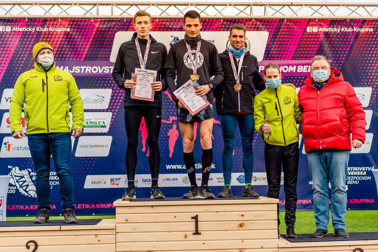 68. šampionát Slovenskej republiky v cezpoľnom behu prvýkrát v Krupine