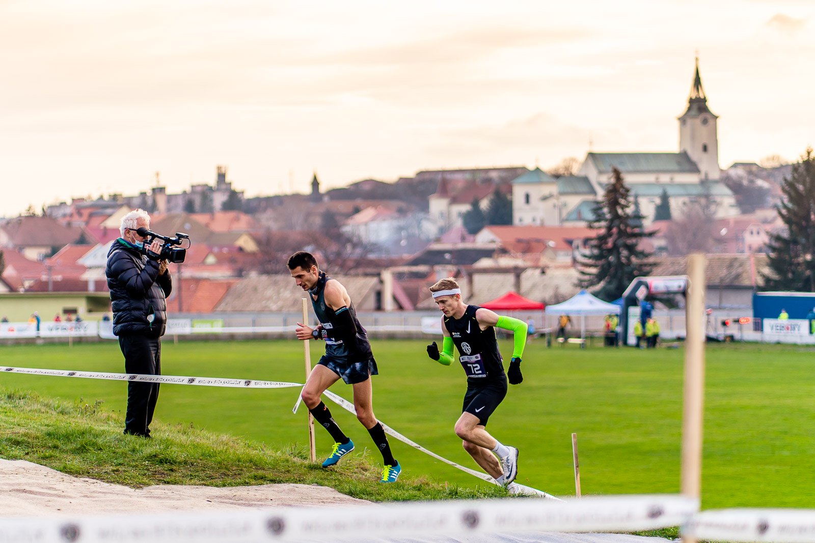 68. šampionát Slovenskej republiky v cezpoľnom behu prvýkrát v Krupine