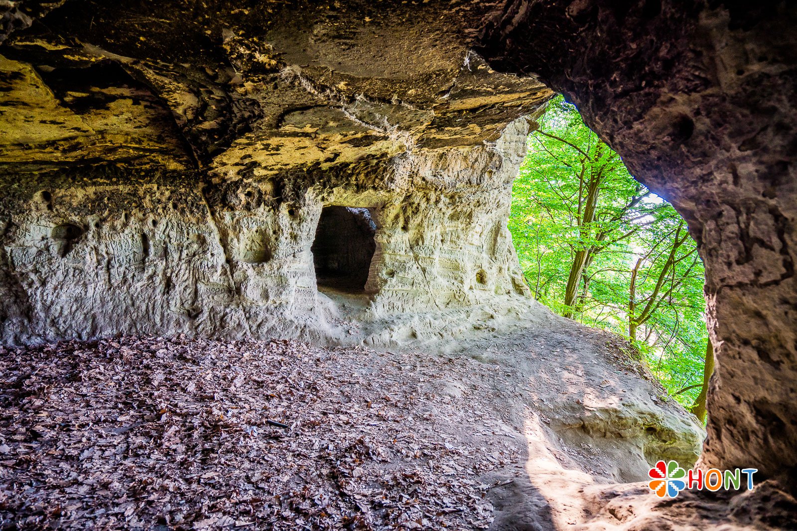 Tesárska roklina a dúpence