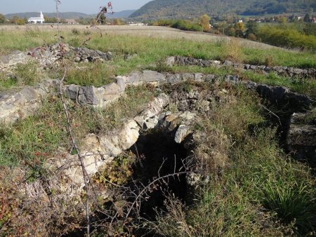 Zaniknutý románsky kostol (kostol sv. Michala)