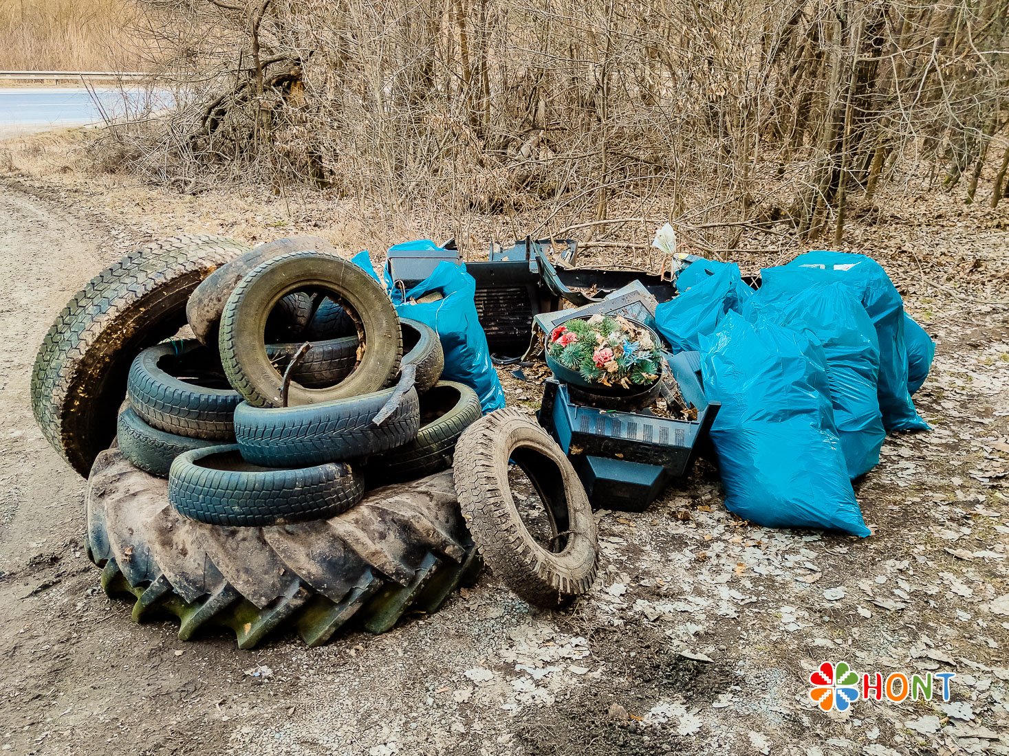 Odpad patrí do smetiaku, nie do prírody !