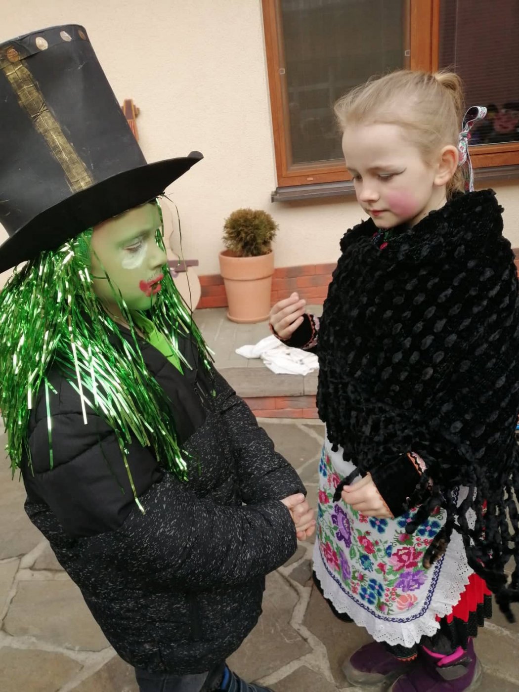 Fašiangový sprievod detí zo ZŠ Litava