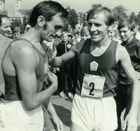 Návraty k velikánom, k Dudinskej päťdesiatke a tomu, čo už nanovo prežiť nemôžeme